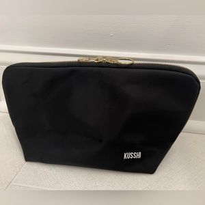 Kusshi Signature makeup bag